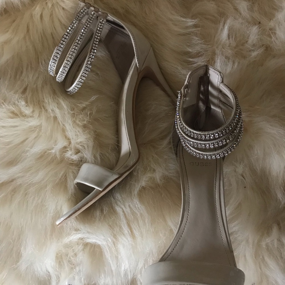 GUESS CRYSTAL ANKLE NUDE HEELS - Picture 2 of 5